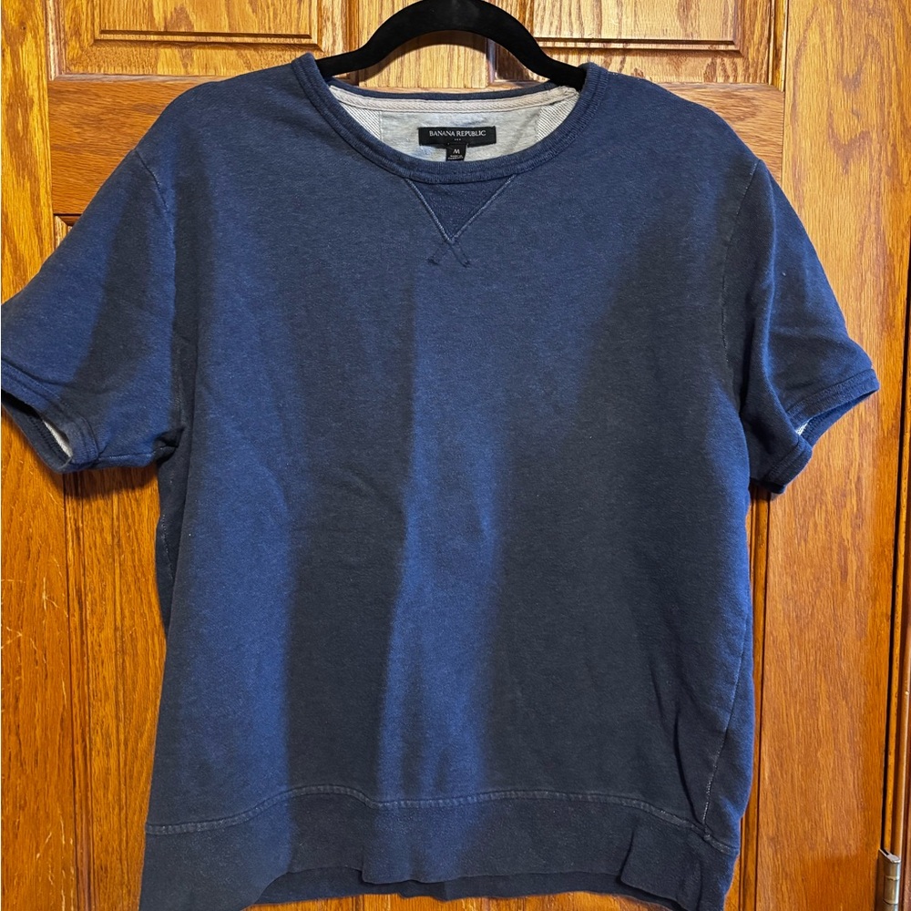 Banana Republic Short Sleeve Crewneck Sweatshirt in Navy Blue